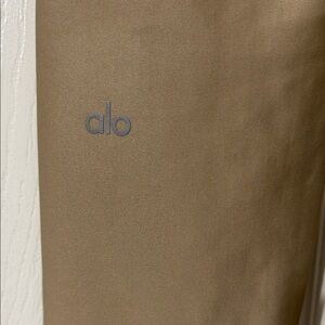 ALO Yoga Tan Leggings